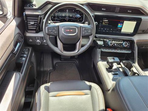 Used 2024 GMC Sierra 1500 AT4 w/ Technology Package image 7