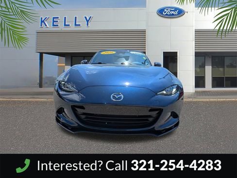 Used 2025 MAZDA MX-5 Miata RF Club RWD image 3