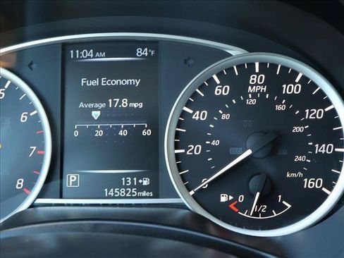 Used 2017 Nissan Sentra SV FWD image 14