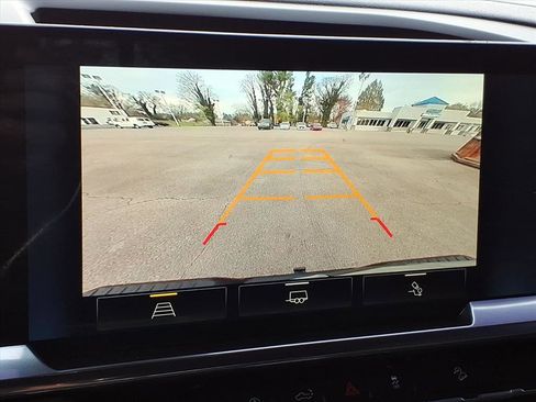 Used 2024 Chevrolet Silverado 1500 LT Trail Boss w/ Convenience Package II AWD/4WD image 24
