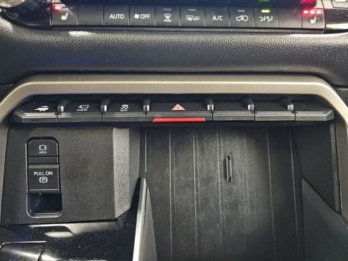 Certified 2024 Toyota Sequoia SR5 AWD/4WD image 26