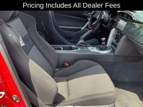 Used 2017 Toyota 86 RWD image 18