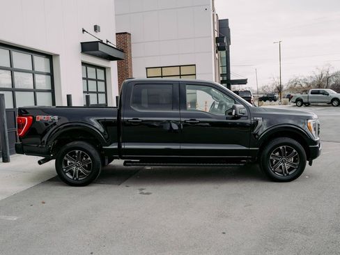 Used 2022 Ford F150 XLT w/ Equipment Group 302A High image 11