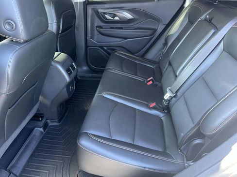 Used 2020 GMC Terrain SLT w/ Elevation Edition image 11