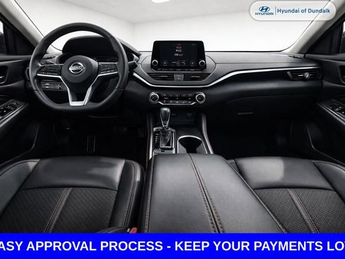 Used 2023 Nissan Altima 2.5 SR FWD image 11