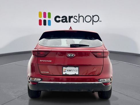 Used 2022 Kia Sportage LX AWD/4WD image 4