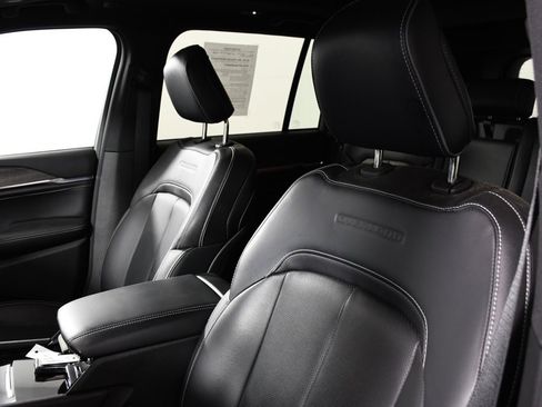 Used 2023 Jeep Grand Cherokee Overland image 17