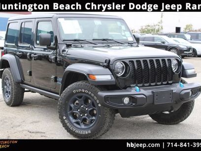 Used 2023 Jeep Wrangler Unlimited w/ Sun & Screen Package