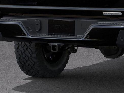 New 2026 GMC Canyon Elevation w/ Convenience Package image 29
