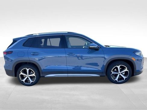 New 2026 Volkswagen Tiguan SE FWD image 6