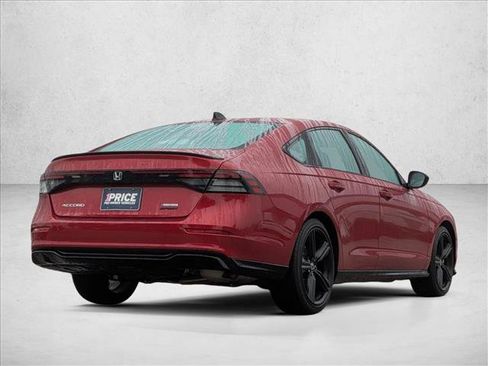 Used 2025 Honda Accord Sport image 5
