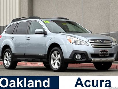 Used 2014 Subaru Outback 3.6R Limited w/ Moonroof Package