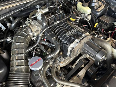 Used 2001 Ford Mustang GT RWD image 32