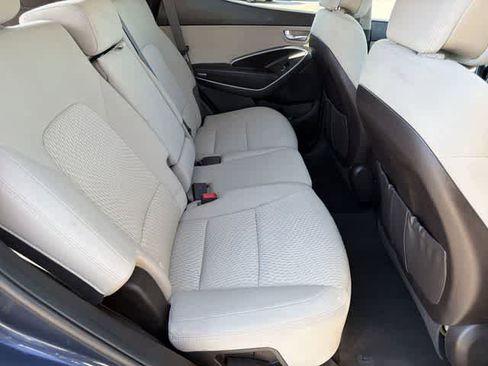 Used 2018 Hyundai Santa Fe Sport image 17