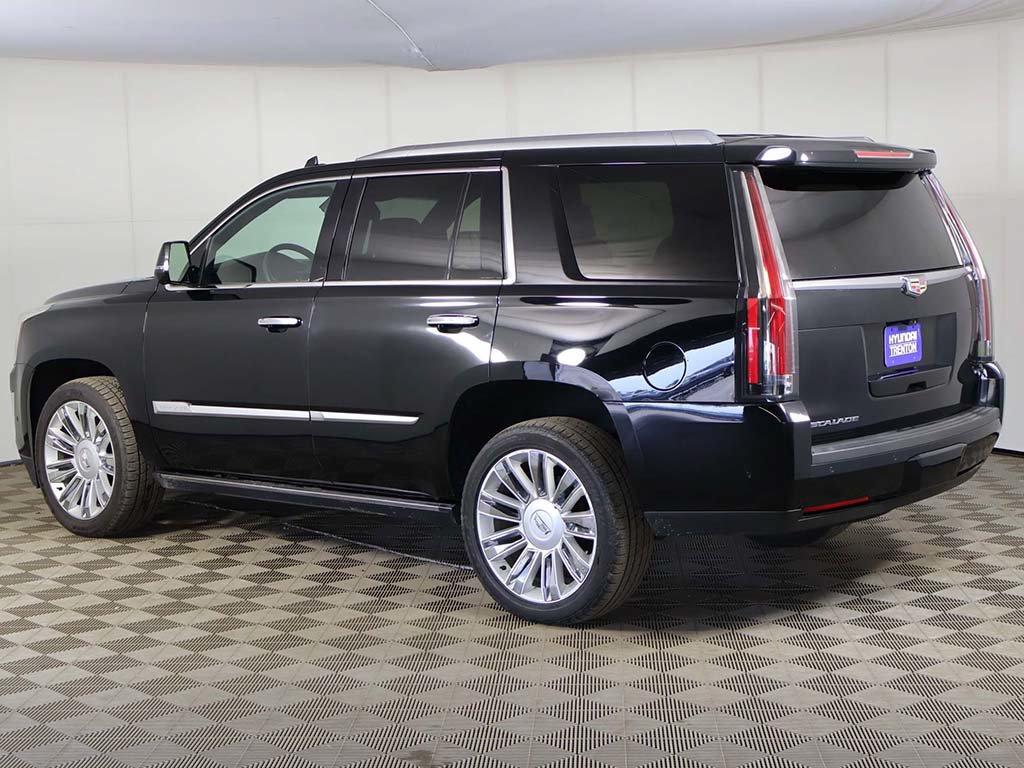 Used 2020 Cadillac Escalade Platinum AWD/4WD image 15