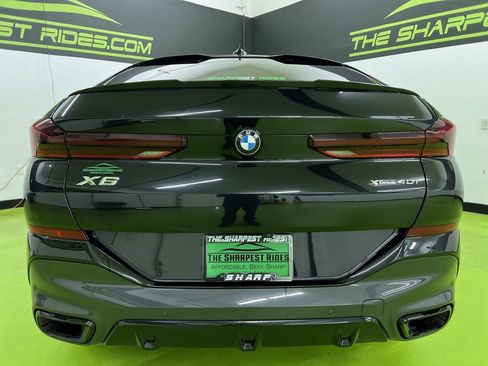 Used 2022 BMW X6 xDrive40i w/ Executive Package image 8