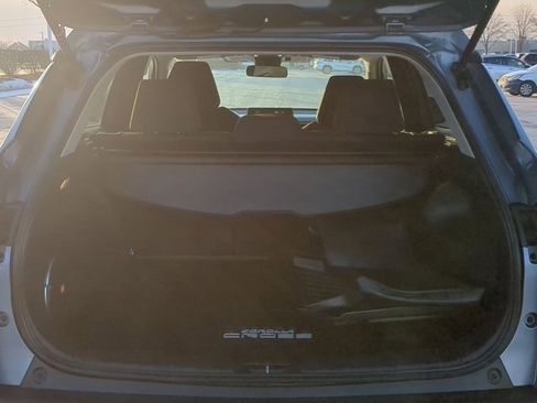 Used 2022 Toyota Corolla Cross LE image 16