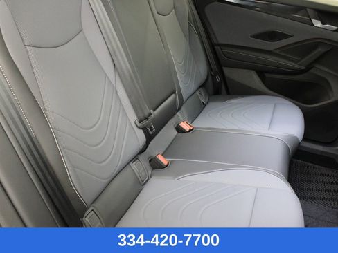 New 2026 Volkswagen Tiguan SE R-Line image 19