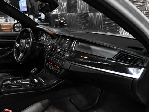 Used 2016 BMW 550i xDrive Sedan image 15