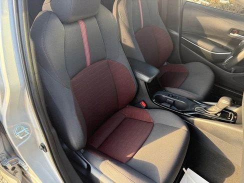 Used 2024 Toyota Corolla SE image 11