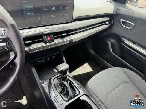 Used 2025 Kia K4 FWD image 25