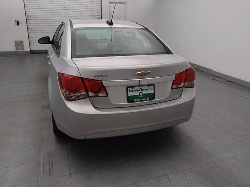Used 2015 Chevrolet Cruze LS FWD image 6