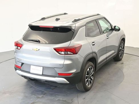 Used 2025 Chevrolet TrailBlazer LT FWD image 23
