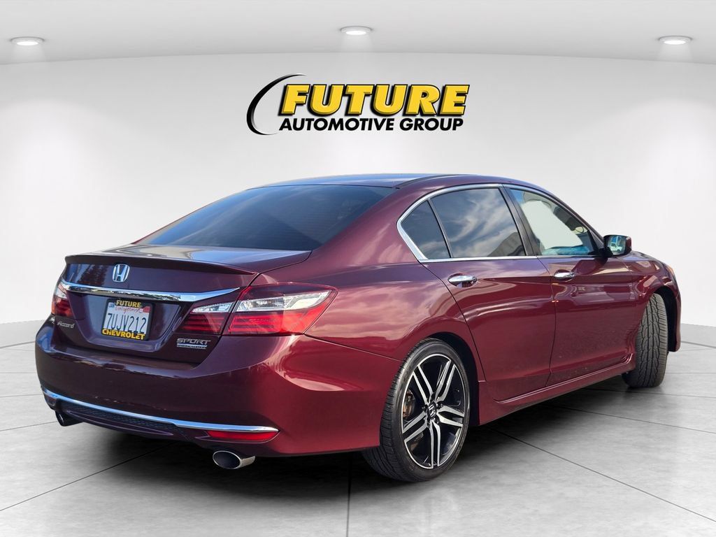 Used 2017 Honda Accord Sport Special Edition image 4
