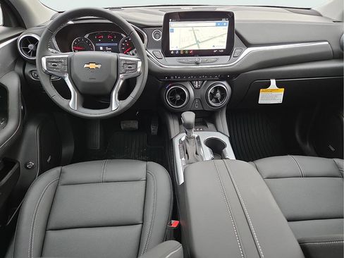 New 2026 Chevrolet Blazer LT w/ Sound & Technology Package AWD/4WD image 12