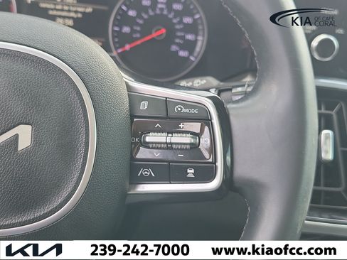 Used 2022 Kia Sorento SX AWD/4WD image 27