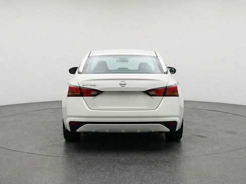 Used 2025 Nissan Altima 2.5 SV image 7