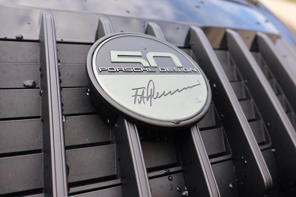 Used 2024 Porsche 911 AWD/4WD image 25
