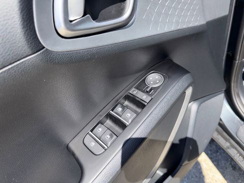 Used 2025 Kia Soul LX image 14