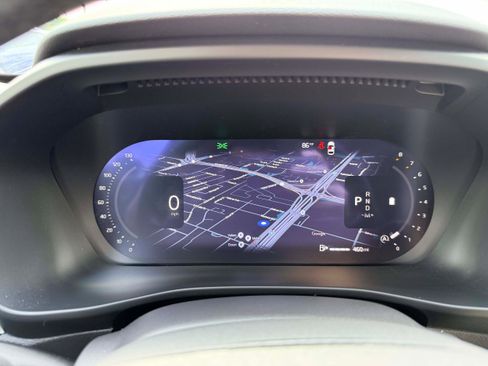 Certified 2026 Volvo XC40 B5 Plus AWD/4WD image 15