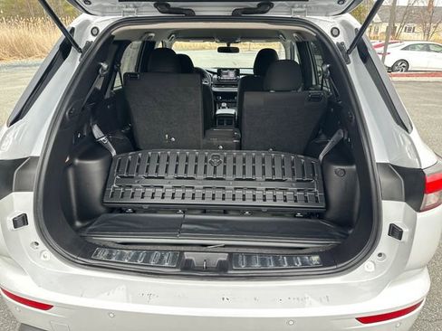 Used 2024 Mitsubishi Outlander ES AWD/4WD image 19
