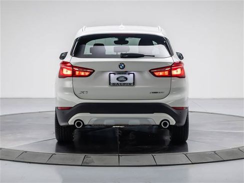 Used 2021 BMW X1 xDrive28i AWD/4WD image 4