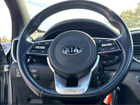 Used 2020 Kia Sportage S w/ S Sunroof Package image 12