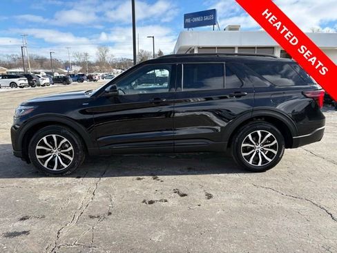Used 2025 Ford Explorer ST-Line image 2