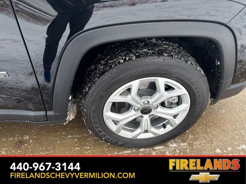 Used 2025 Jeep Compass Latitude w/ Sun & Sound Group image 55