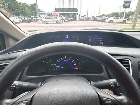 Used 2014 Honda Civic LX image 11