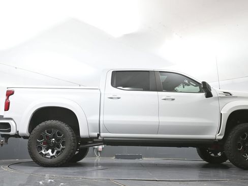 Used 2021 Chevrolet Silverado 1500 RST w/ Convenience Package II AWD/4WD image 60