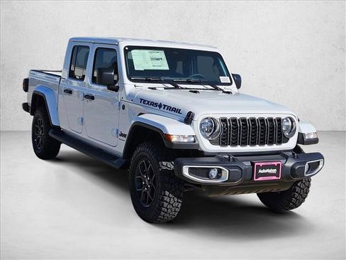 New 2026 Jeep Gladiator Sport image 3