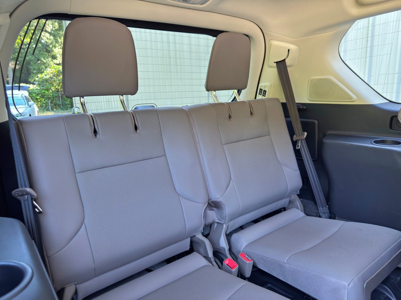 Used 2023 Lexus GX 460 Premium w/ Accessory Package AWD/4WD image 44