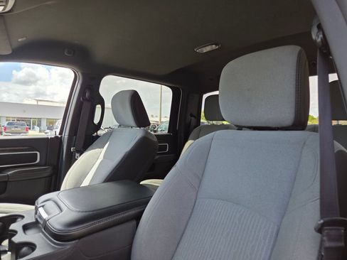 Used 2024 RAM 3500 Big Horn AWD/4WD image 21