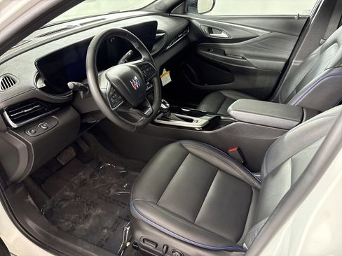 Used 2024 Buick Envista Sport Touring w/ Convenience I Package image 26