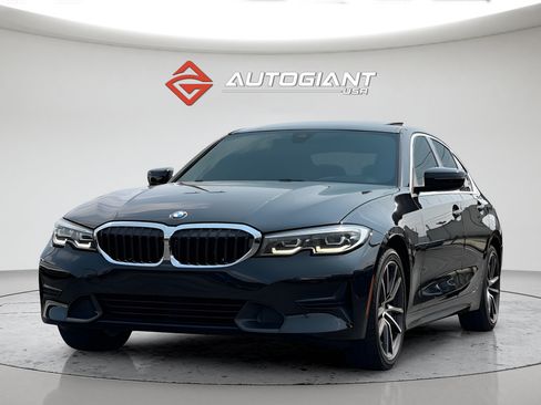 Used 2020 BMW 330i Sedan w/ Convenience Package RWD image 13