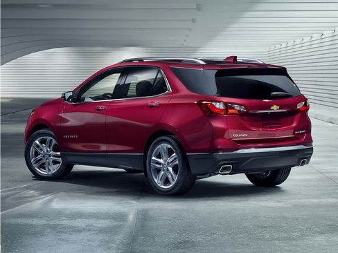 Used 2021 Chevrolet Equinox LT FWD image 1