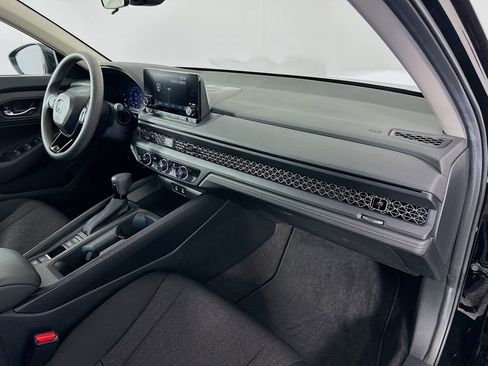 Used 2024 Honda Accord LX image 27