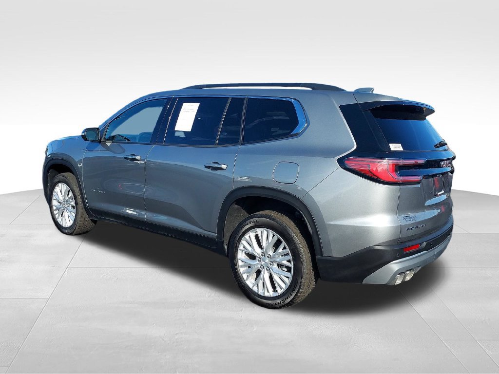 Used 2026 GMC Acadia Elevation w/ Elevation Premium Package FWD image 3