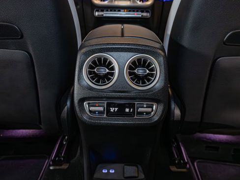 Used 2025 Mercedes-Benz G 63 AMG 4MATIC image 24